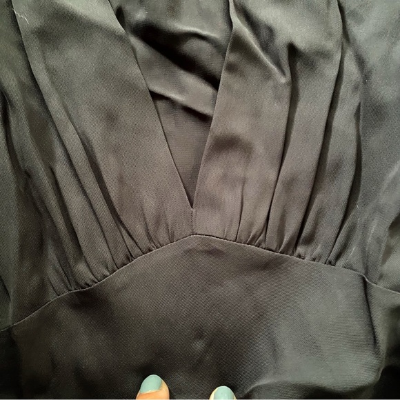 🖤 ZARA BLACK VNECK LONG SLEEVE MAXI DRESS! - Picture 8 of 10